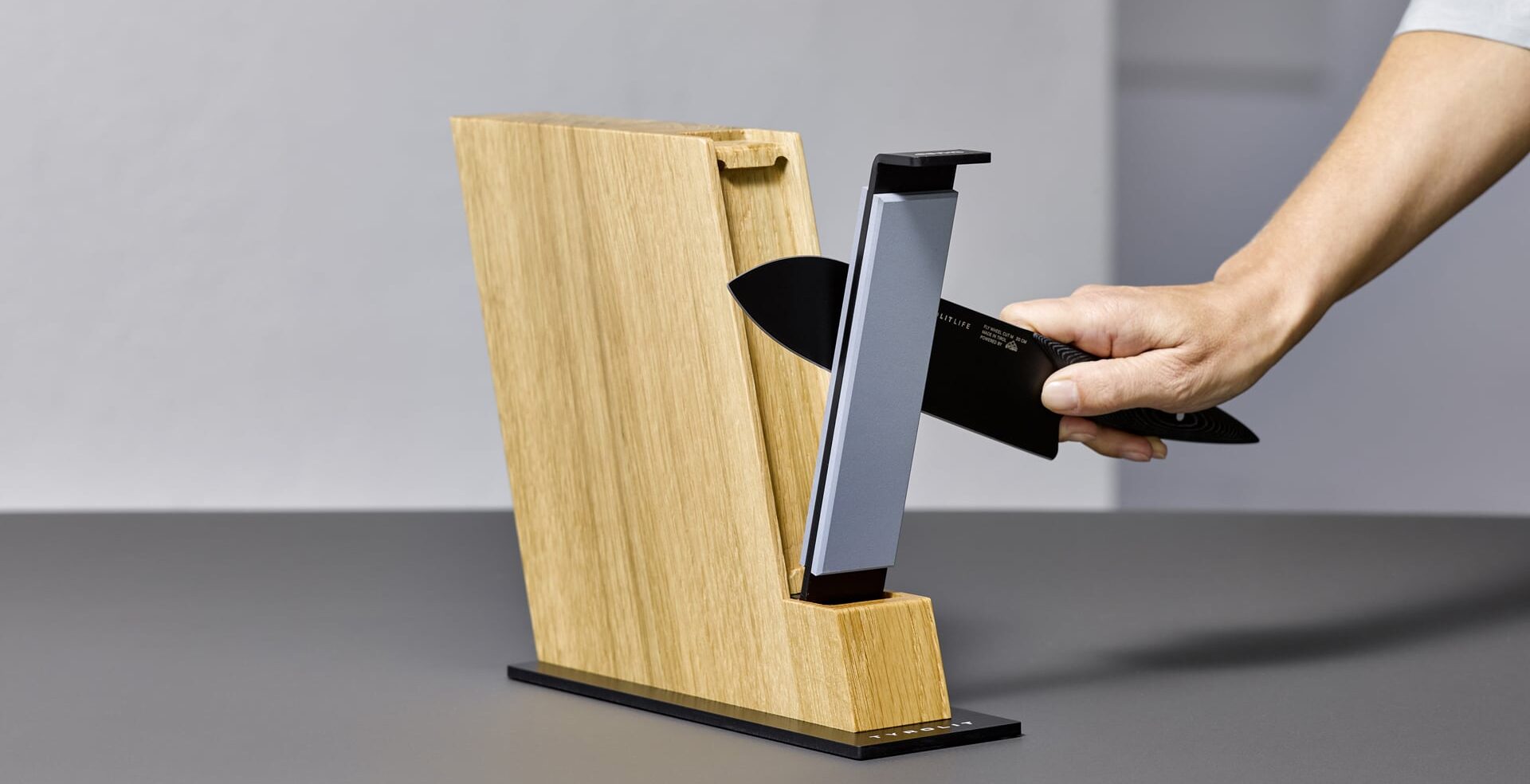 Messerblock mit Schärfer
